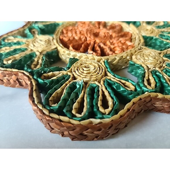 Vintage Woven Floral Trivet - Picture 9 of 10